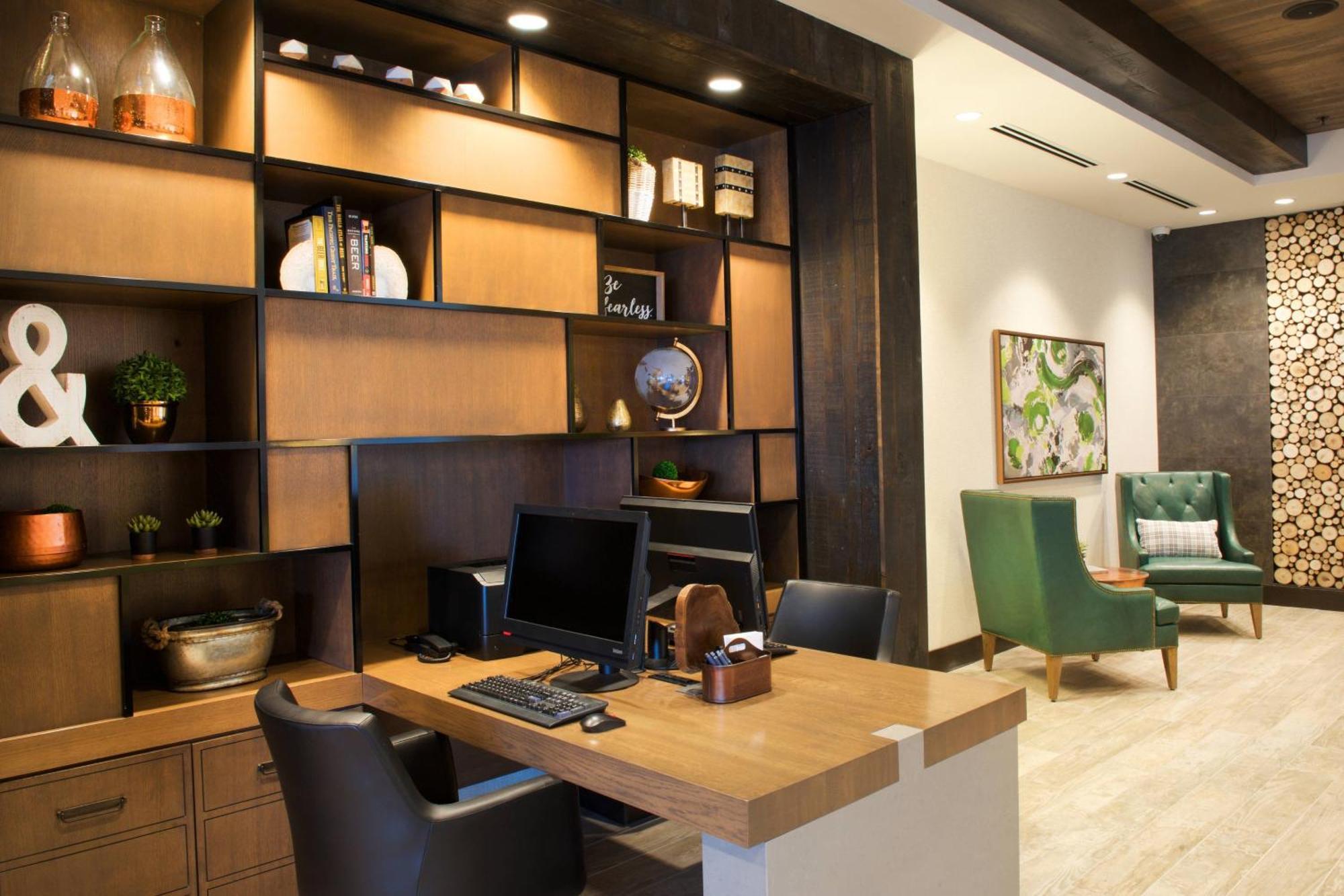 Springhill Suites By Marriott Bend Εξωτερικό φωτογραφία