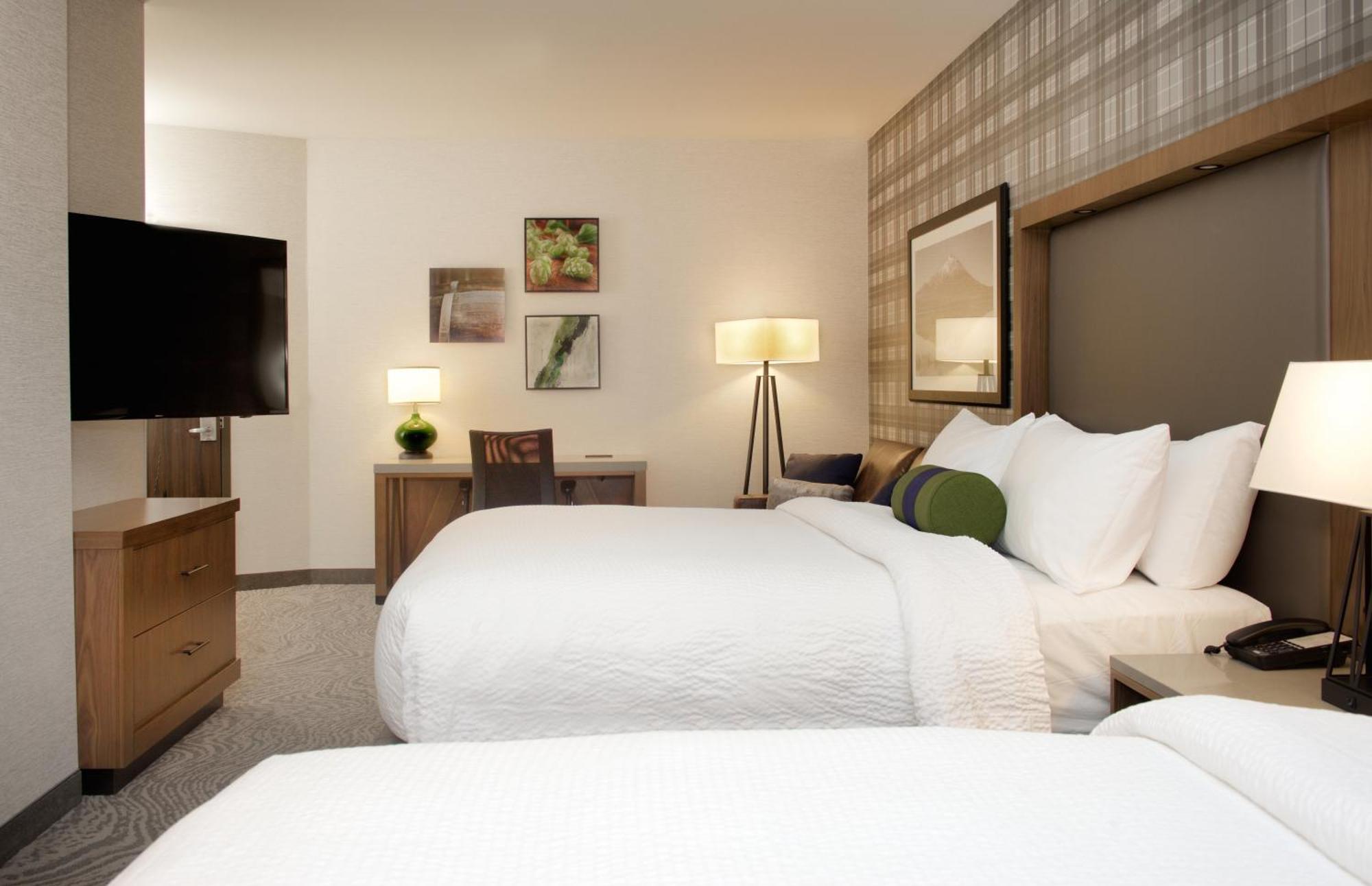 Springhill Suites By Marriott Bend Εξωτερικό φωτογραφία