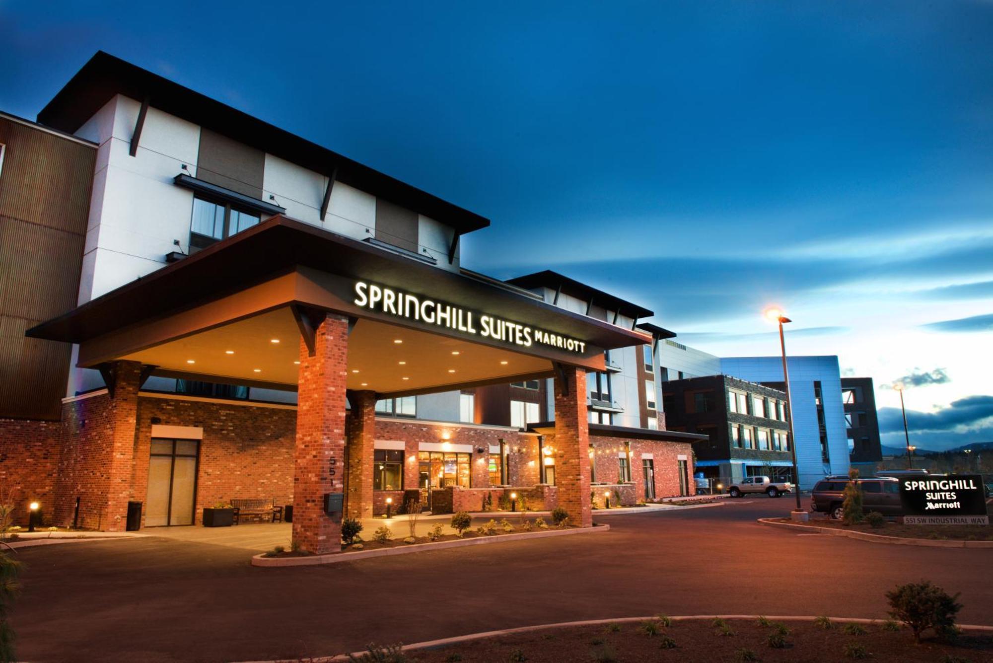 Springhill Suites By Marriott Bend Εξωτερικό φωτογραφία