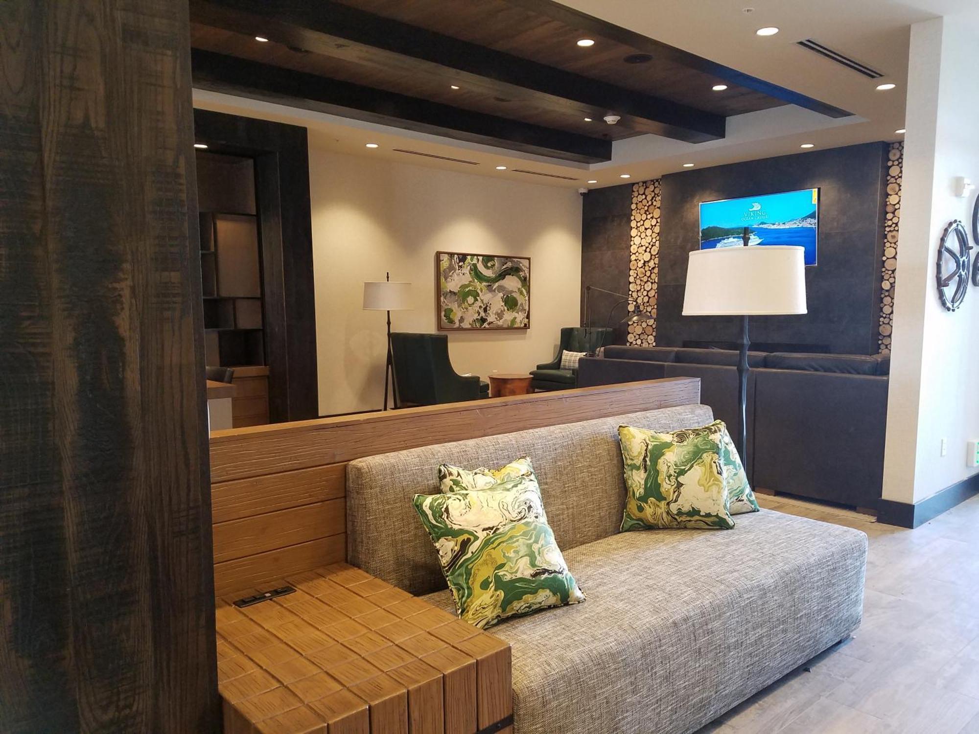 Springhill Suites By Marriott Bend Εξωτερικό φωτογραφία