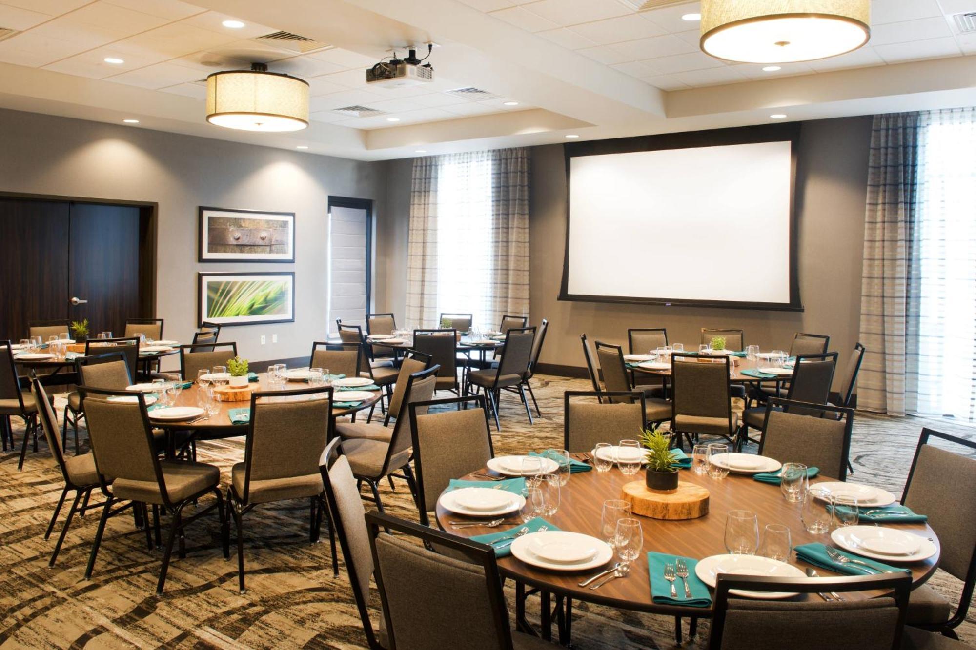 Springhill Suites By Marriott Bend Εξωτερικό φωτογραφία